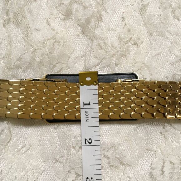 Vintage Art Deco Revival 80s Belt Gold Tone Metal Fish Scale Stretchy  26\